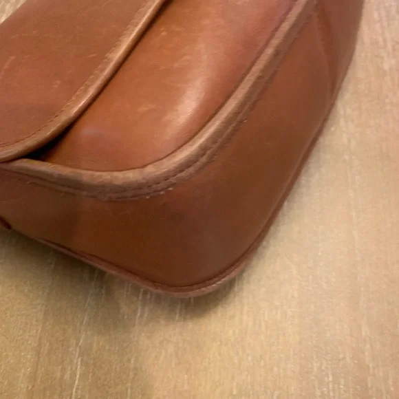 Vintage Coach City Bag in British Tan Made in the United States with hang tag - Picture 6 of 16